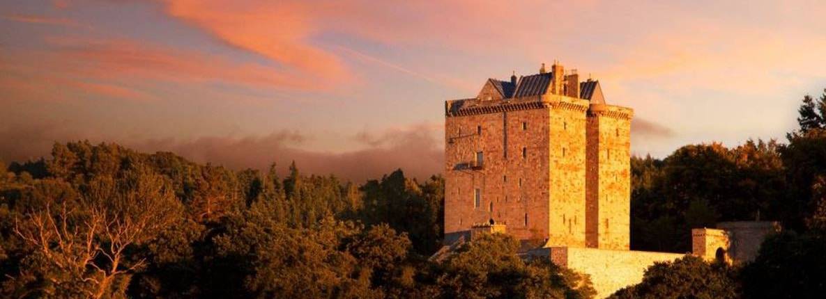 a castle vip hunting and golf tour scotland